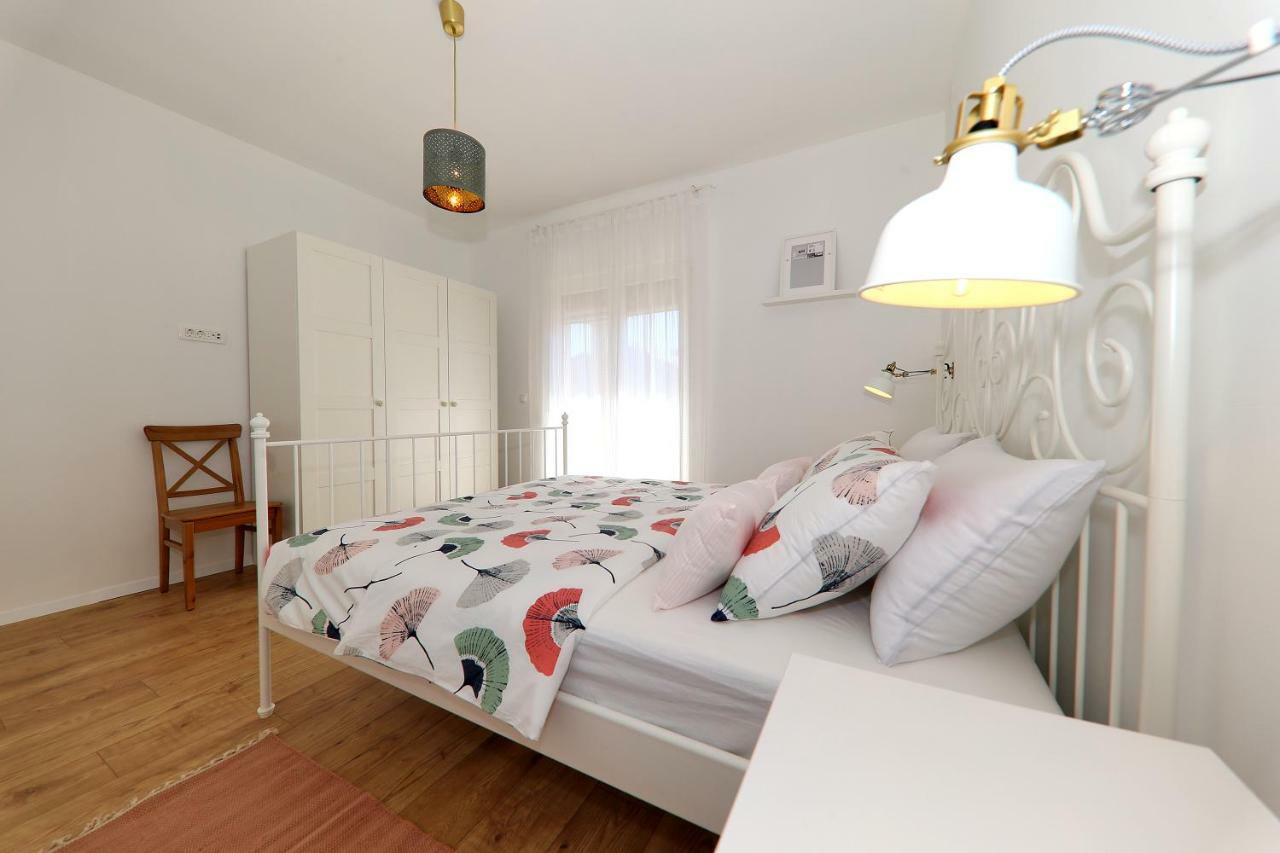 Apartments Meri-Puntamika Zadar Eksteriør bilde