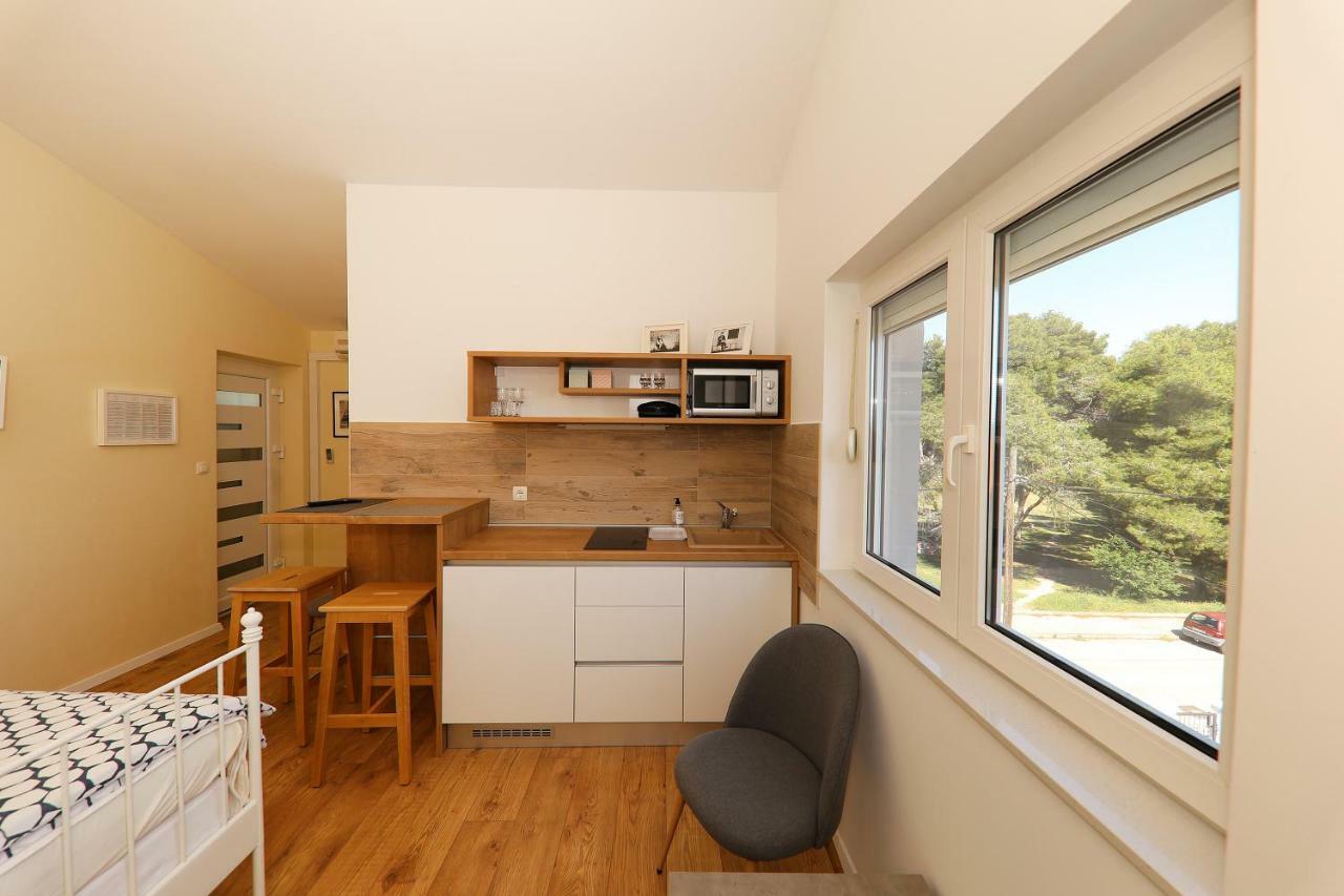 Apartments Meri-Puntamika Zadar Eksteriør bilde